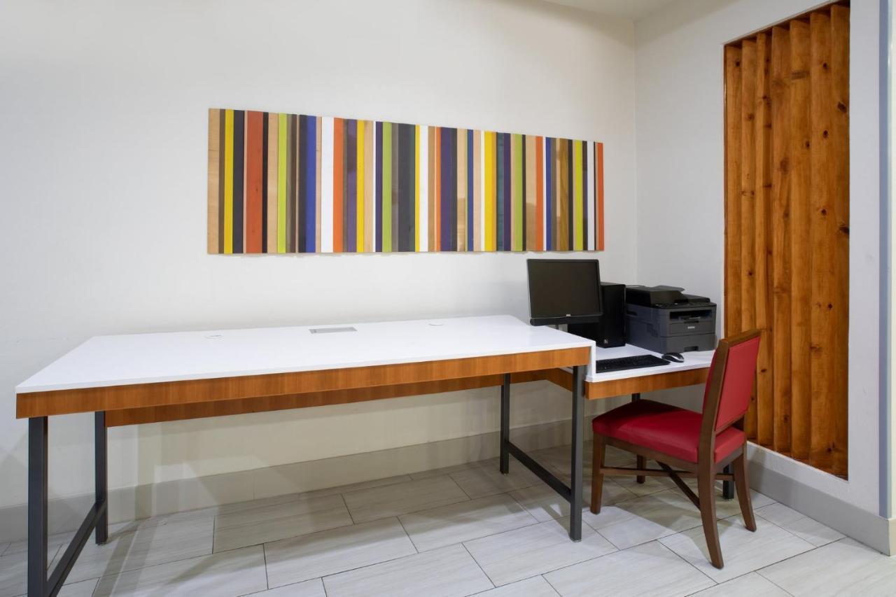 Holiday Inn Express & Suites Tucson By Ihg Екстериор снимка