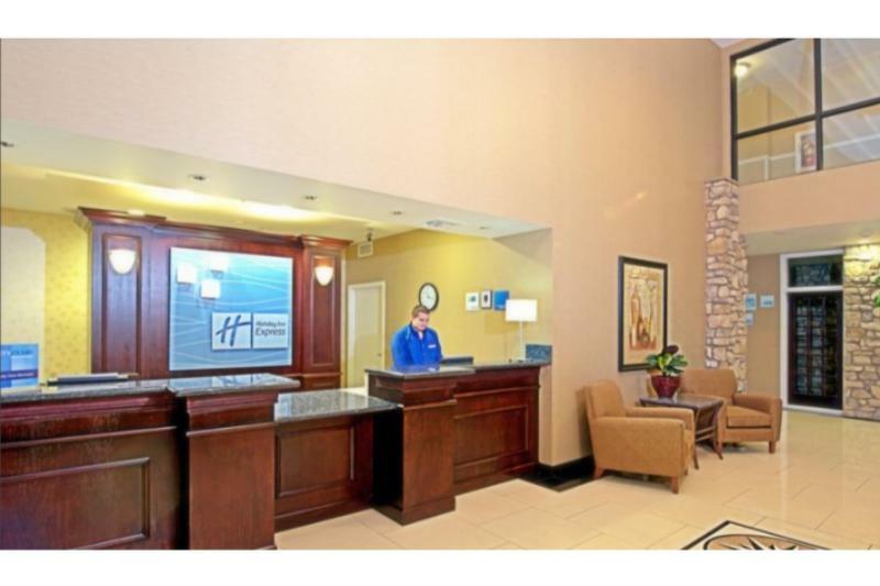 Holiday Inn Express & Suites Tucson By Ihg Екстериор снимка